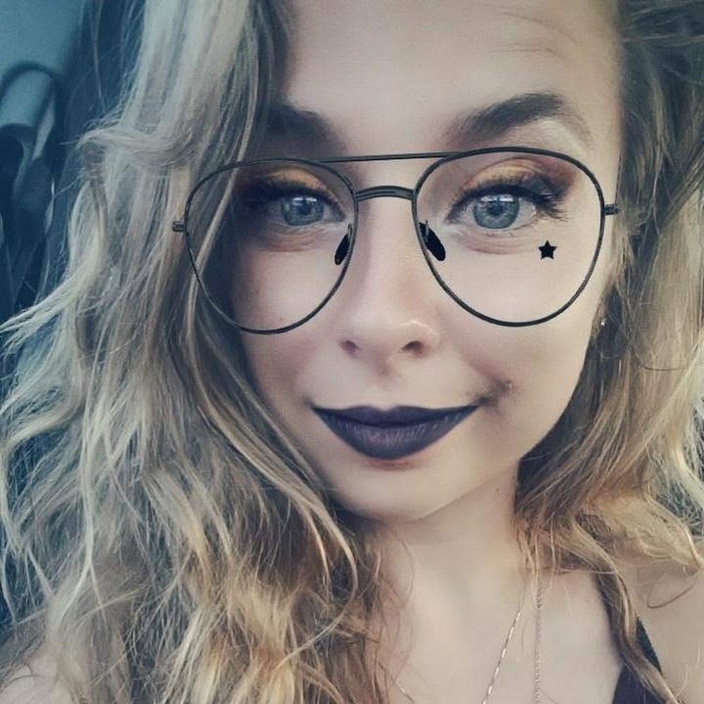 Meet your Posher, Jacquelyn